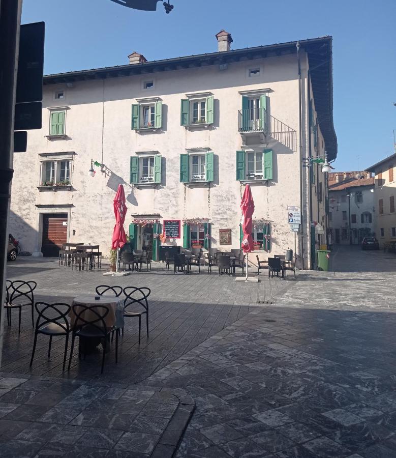 Affittacamere La Loggia Venzone Exterior foto